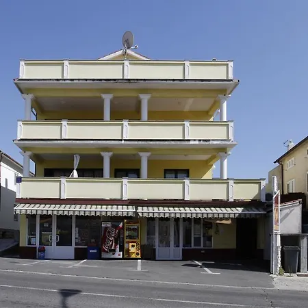 Ribaric Appartamento *